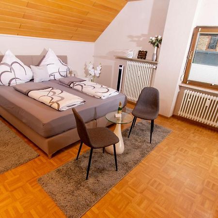 Bed and Breakfast Moselhaus Цельтинген-Рахтиг Экстерьер фото