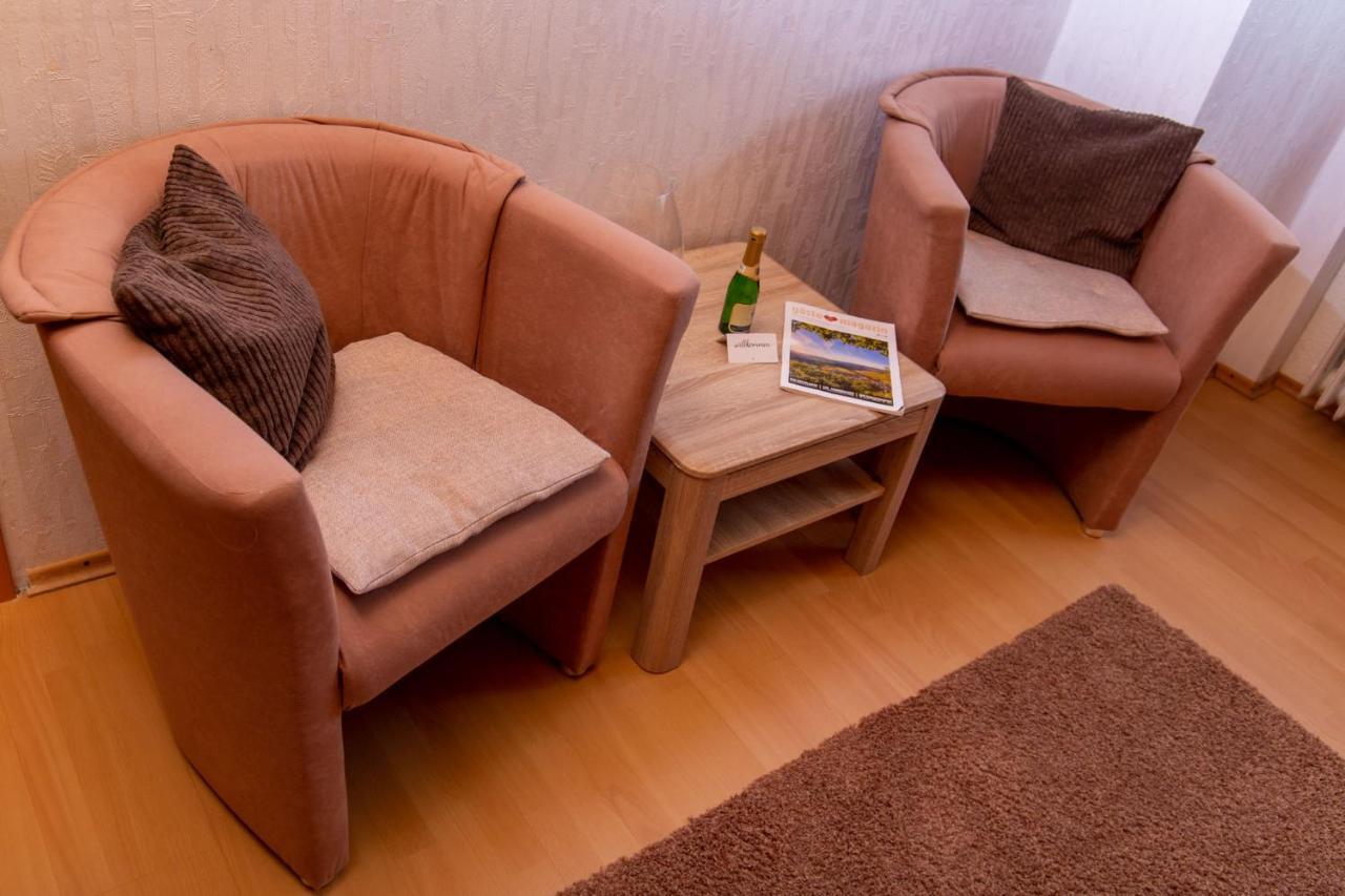 Bed and Breakfast Moselhaus Цельтинген-Рахтиг Экстерьер фото