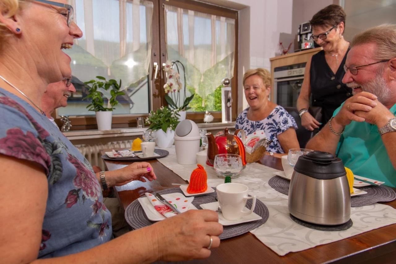 Bed and Breakfast Moselhaus Цельтинген-Рахтиг Экстерьер фото
